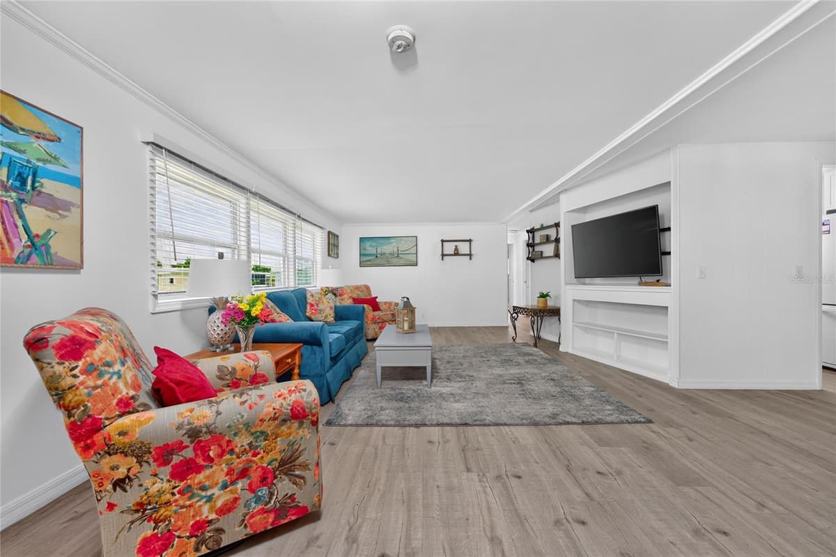 1515 SANDERLING DRIVE — photo 16 of 40