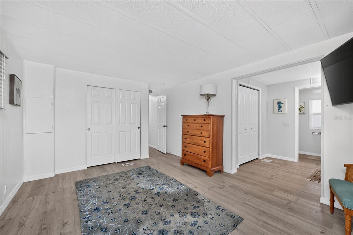 1515 SANDERLING DRIVE — photo 19 of 40