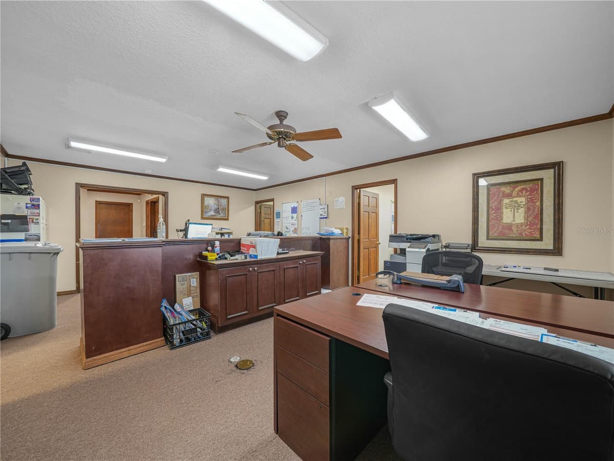 112 POPLAR AVENUE — photo 3 of 14