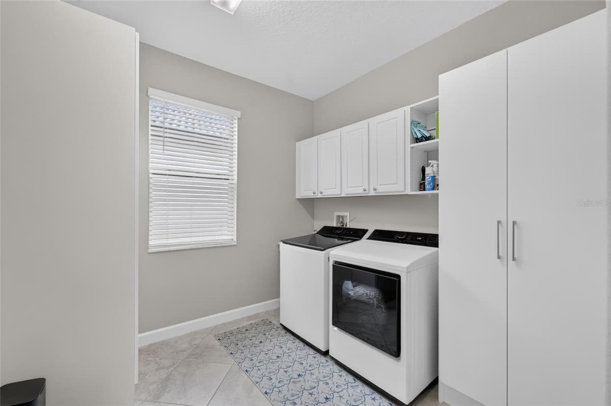 16817 WHISPER ELM STREET — photo 36 of 77