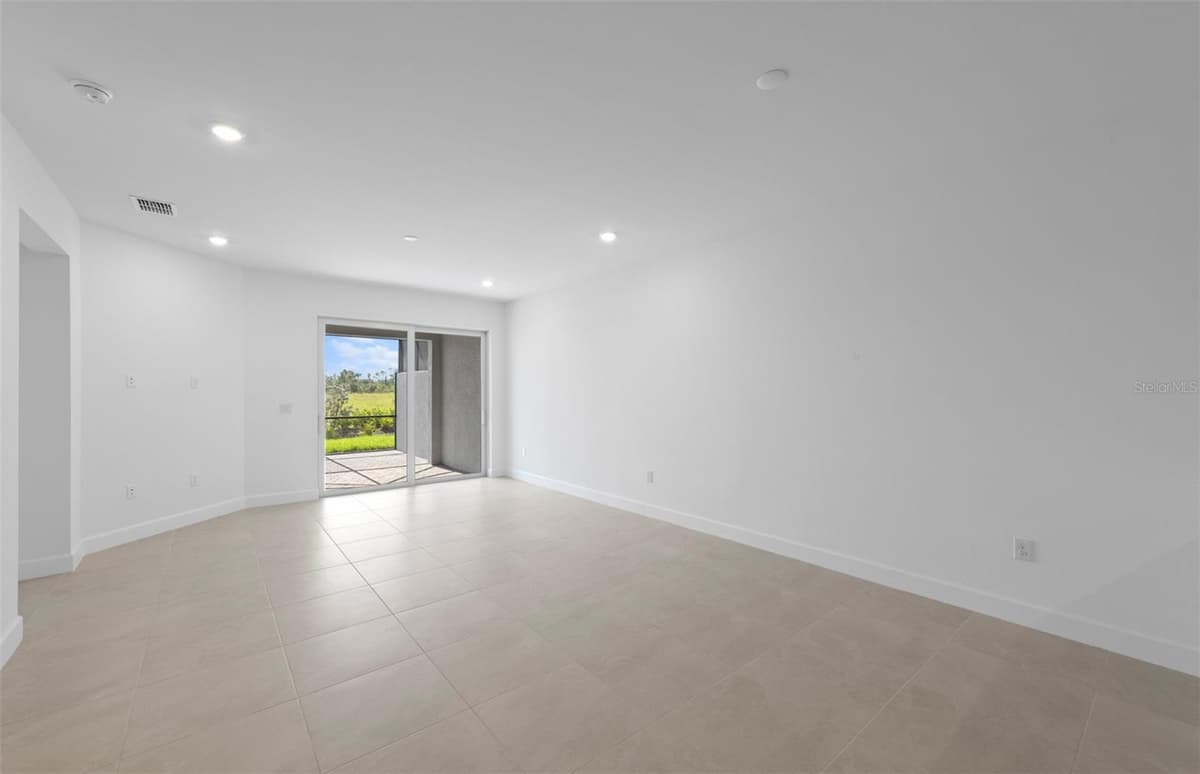 27104 CLAM SHELL COURT — photo 15 of 34
