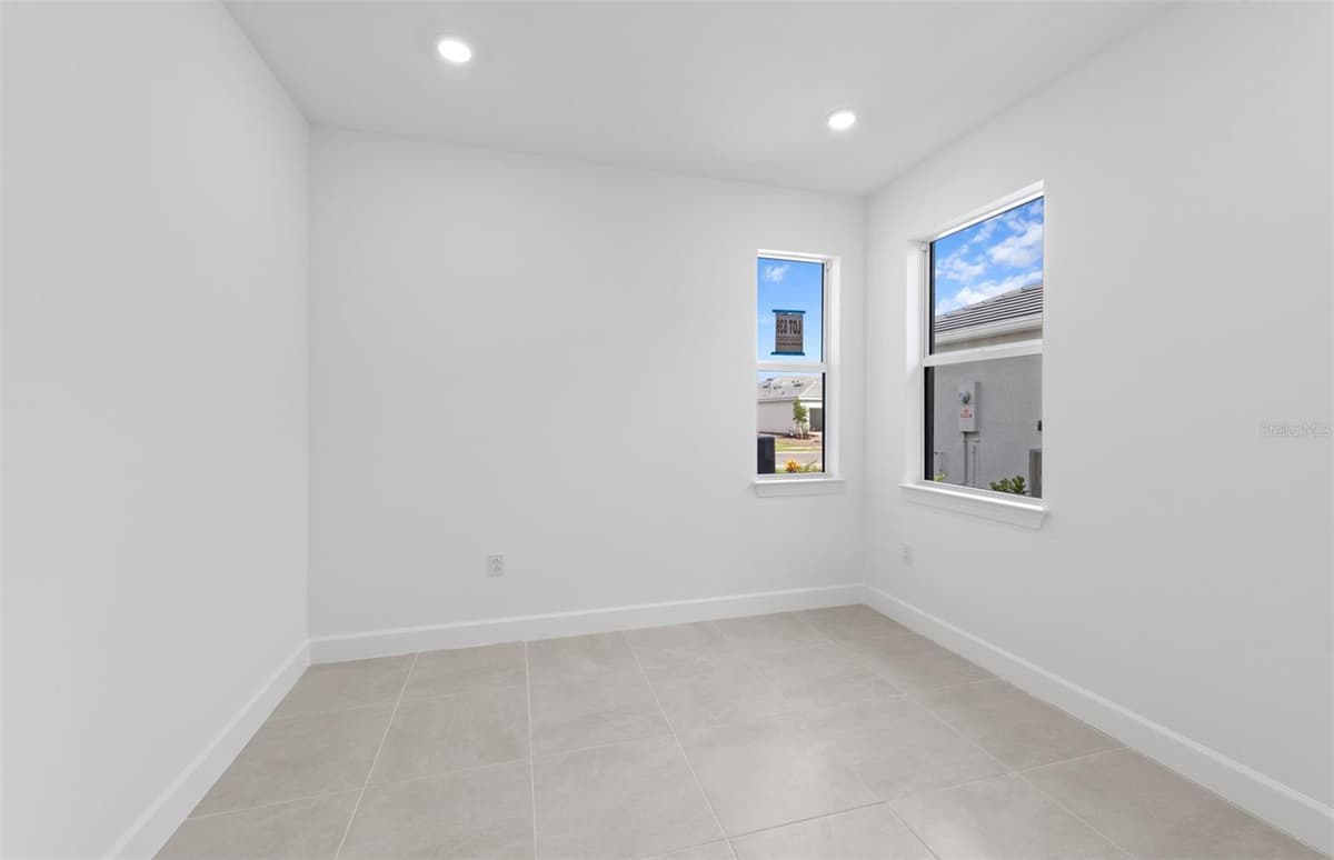 27104 CLAM SHELL COURT — photo 9 of 34
