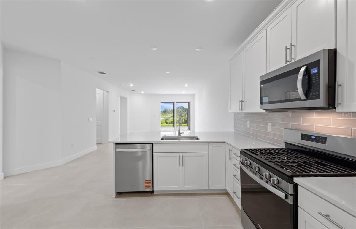 27104 CLAM SHELL COURT — photo 18 of 34
