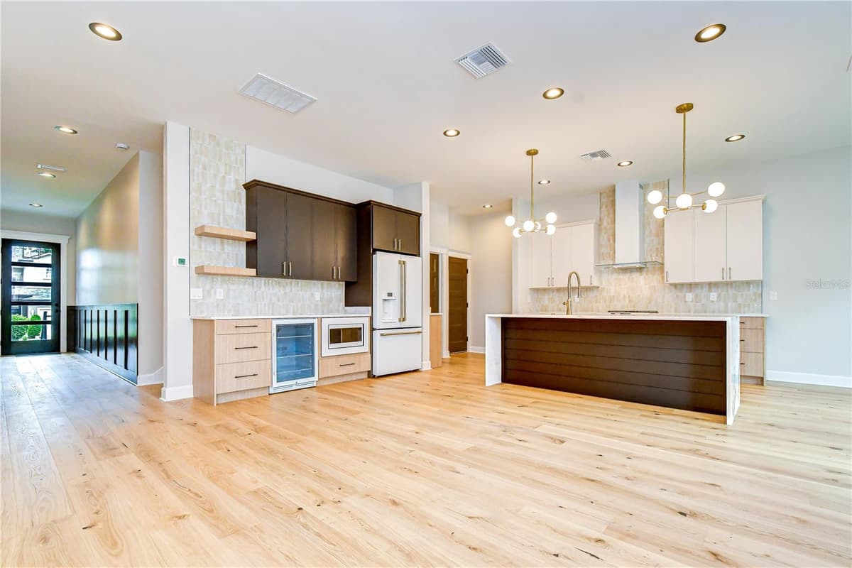 7301 FITZGERALD STREET — photo 13 of 50