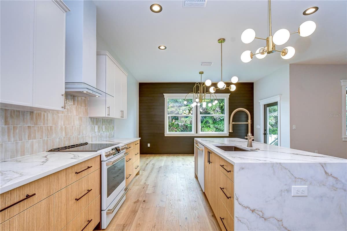 7301 FITZGERALD STREET — photo 15 of 50