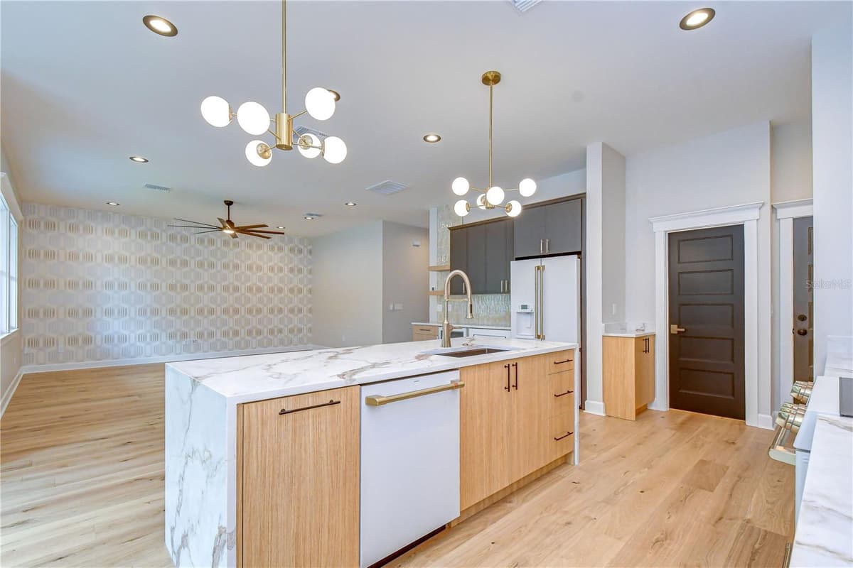 7301 FITZGERALD STREET — photo 17 of 50