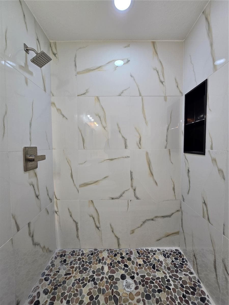 11 SEQUOIA LOOP PLACE — photo 24 of 45