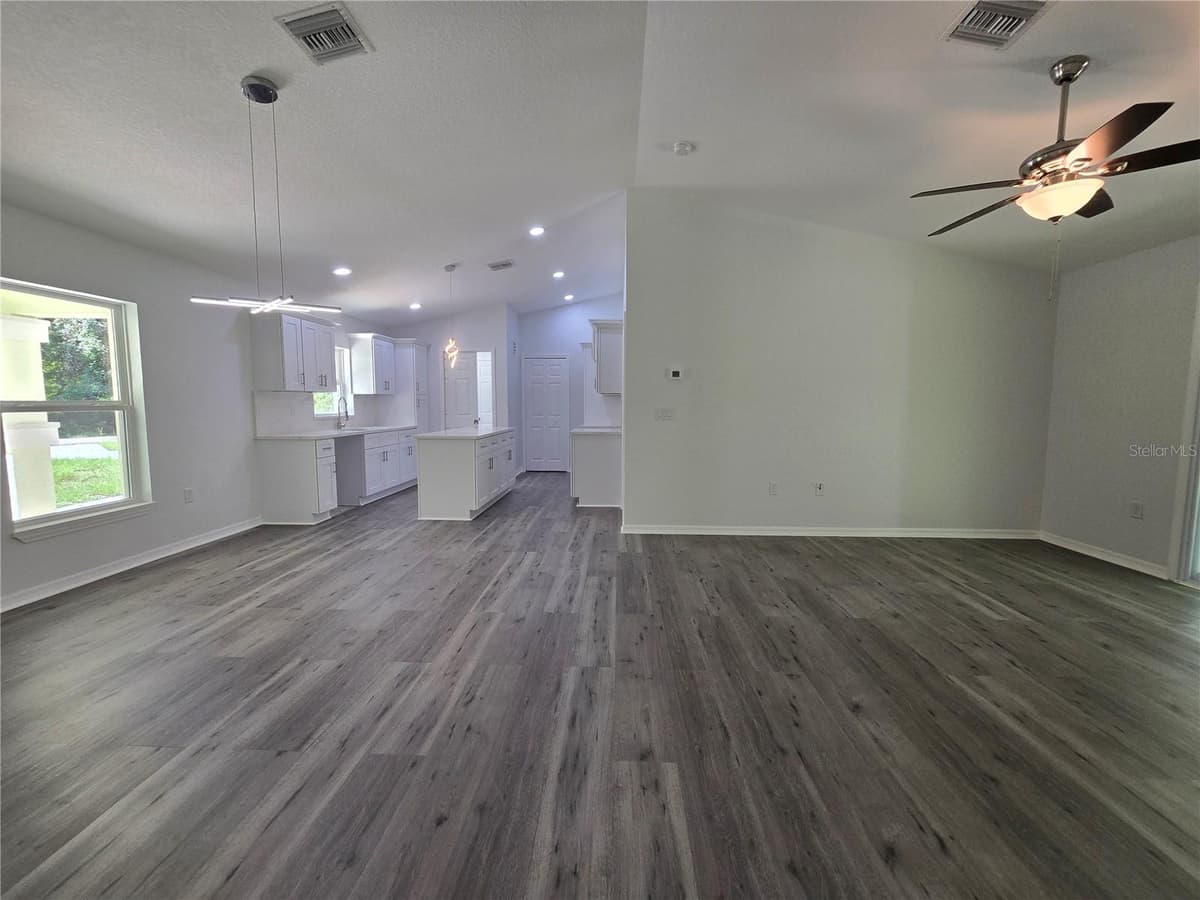 11 SEQUOIA LOOP PLACE — photo 39 of 45