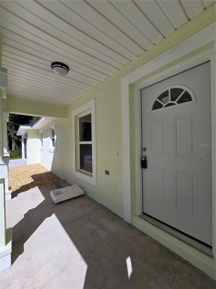 11 SEQUOIA LOOP PLACE — photo 10 of 45