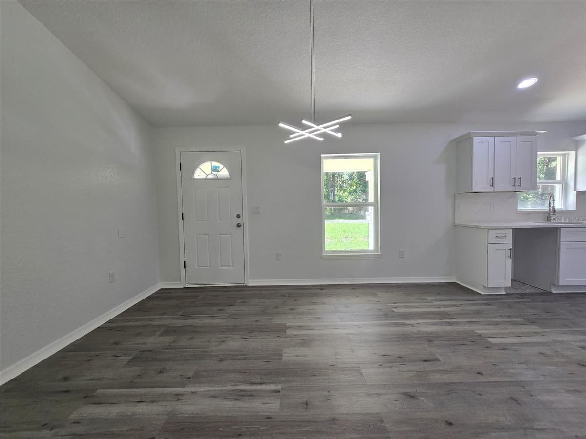 11 SEQUOIA LOOP PLACE — photo 13 of 45