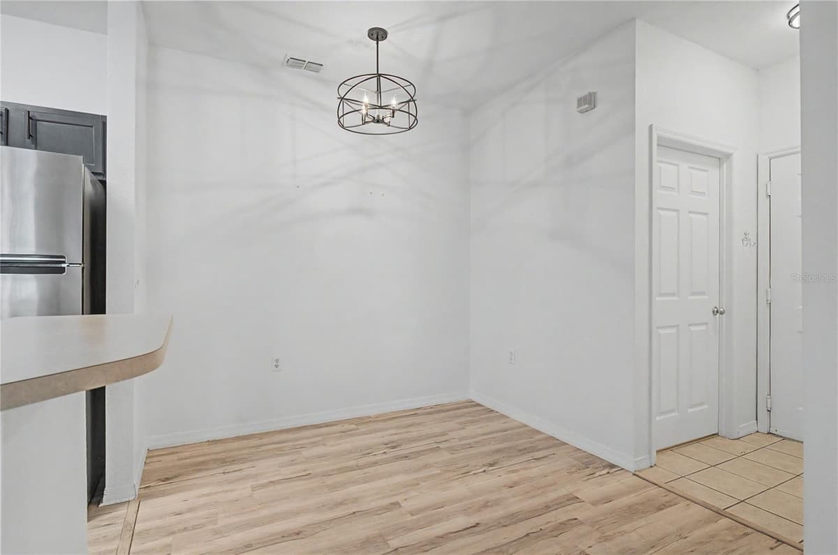 8225 CLAIRE ANN DRIVE — photo 6 of 40