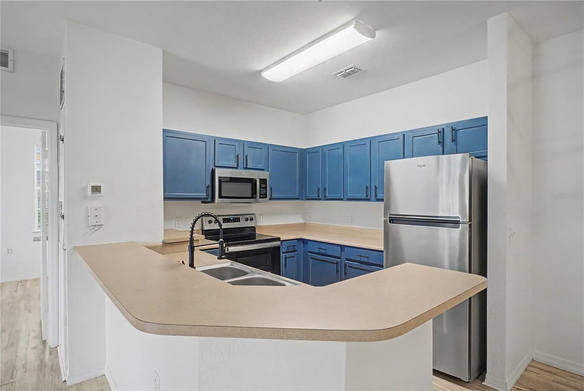 8225 CLAIRE ANN DRIVE — photo 13 of 40
