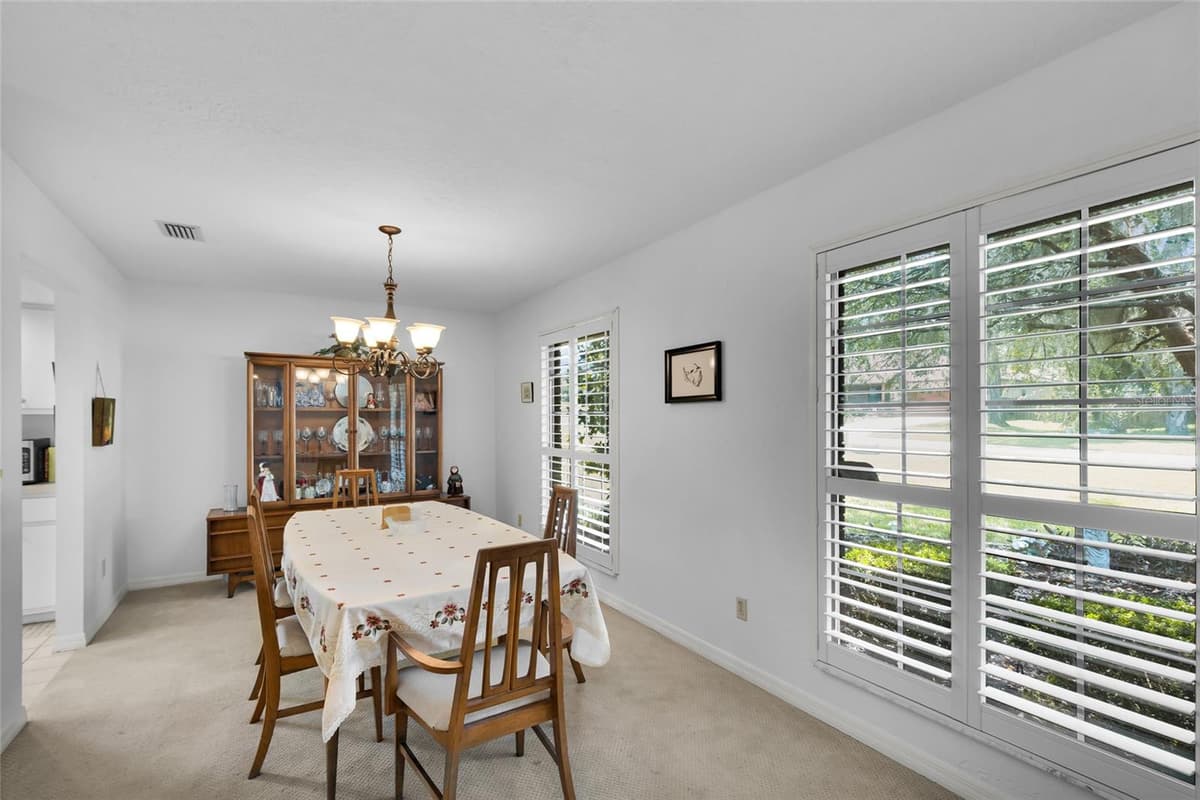 2045 32ND STREET — photo 7 of 41