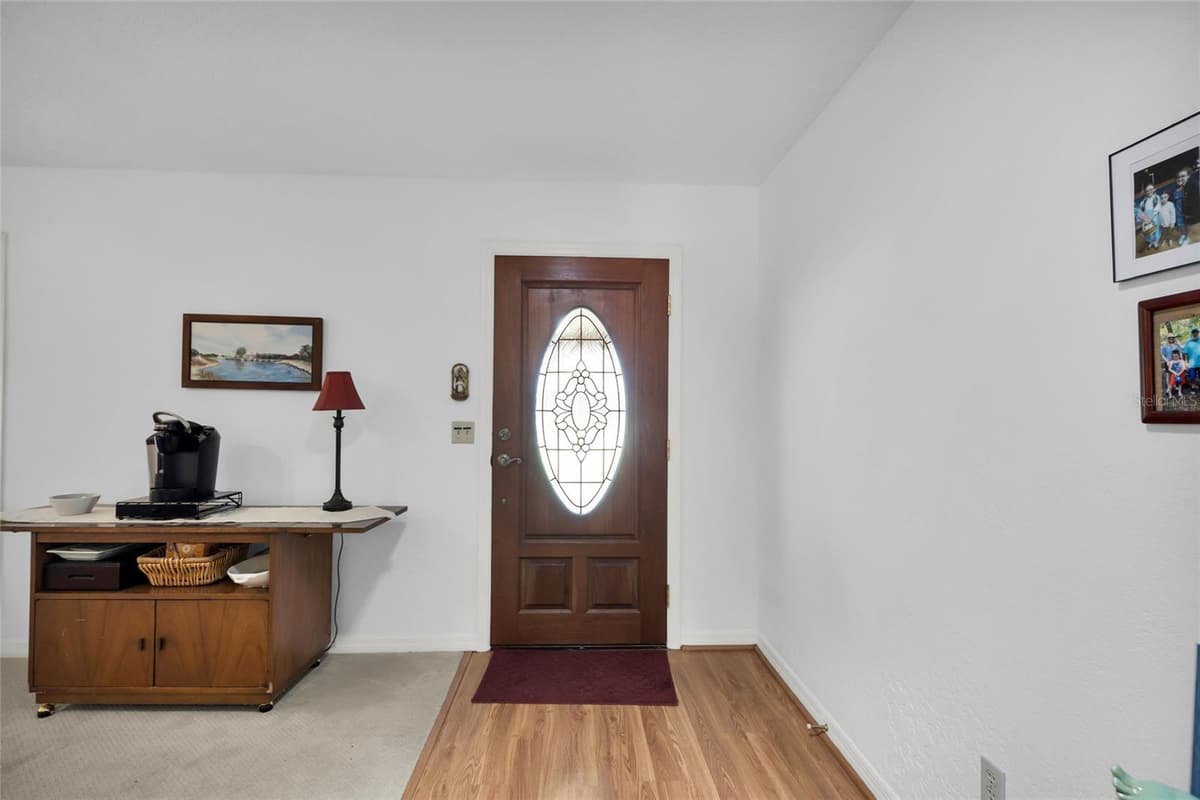 2045 32ND STREET — photo 4 of 41