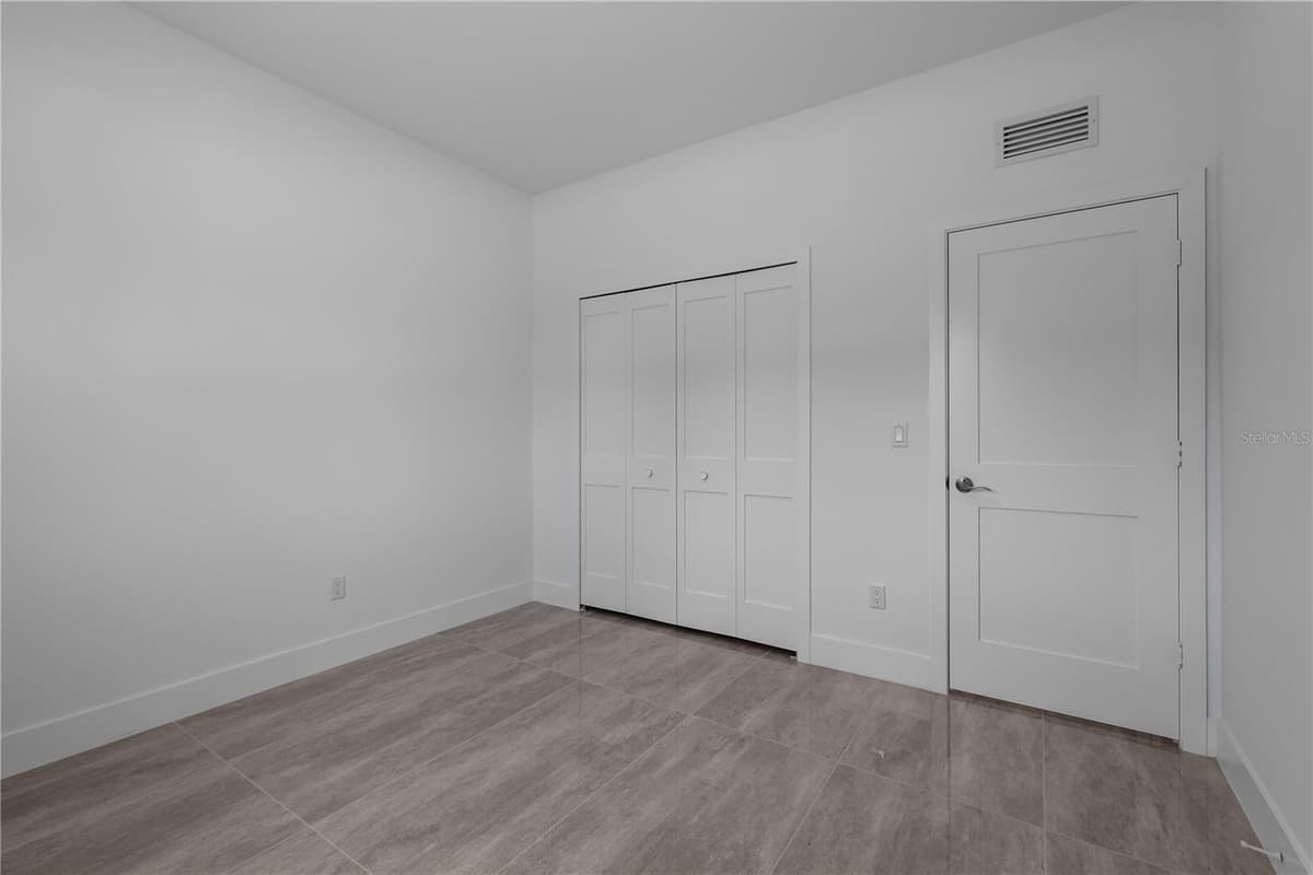 828 GENOA AVENUE — photo 31 of 47