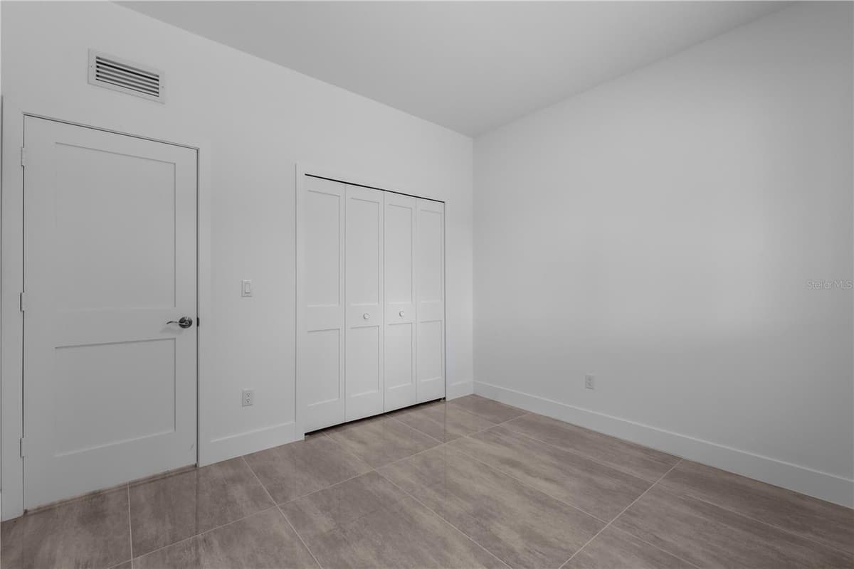 828 GENOA AVENUE — photo 39 of 47