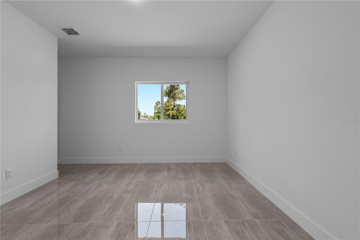 828 GENOA AVENUE — photo 18 of 47