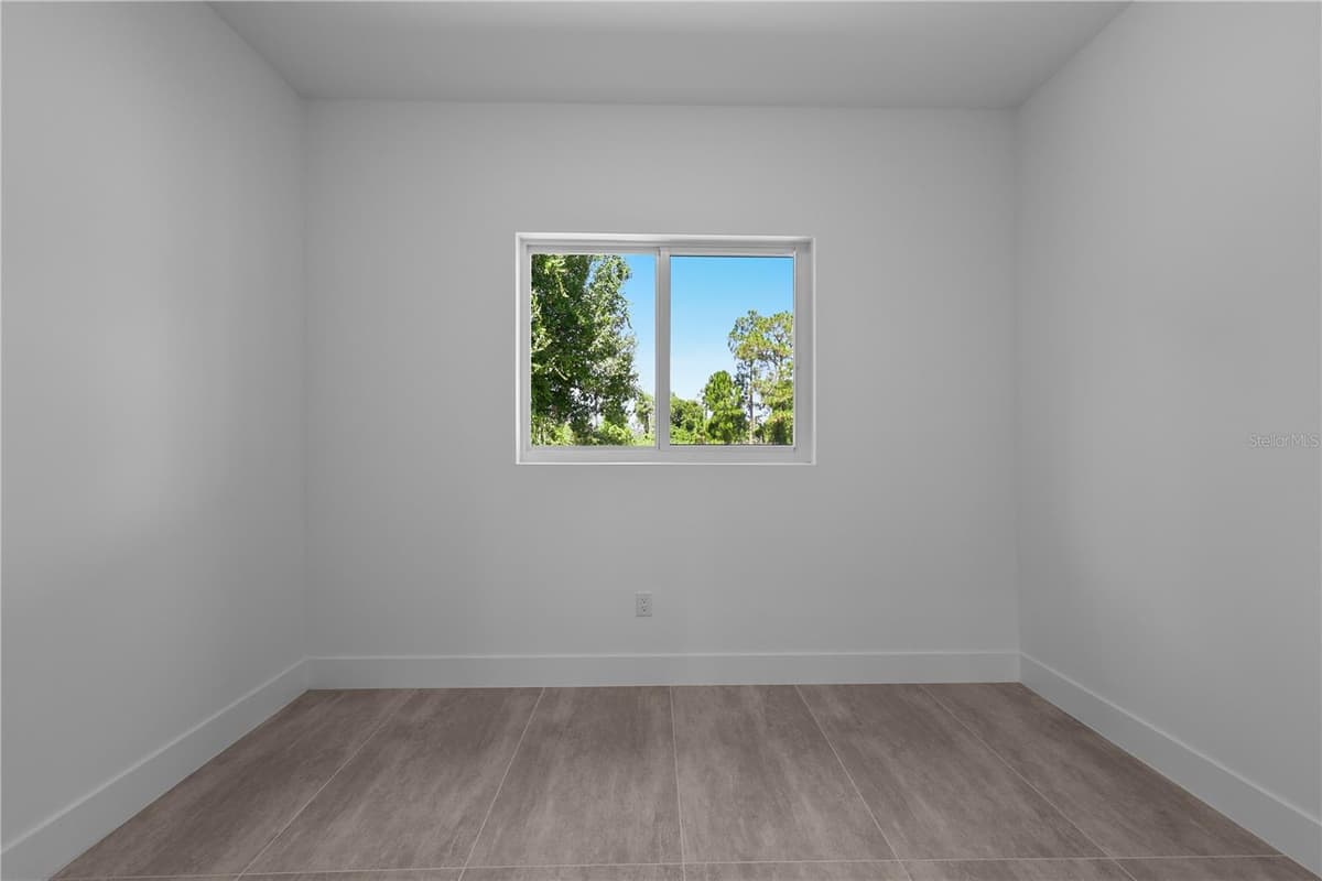 828 GENOA AVENUE — photo 30 of 47