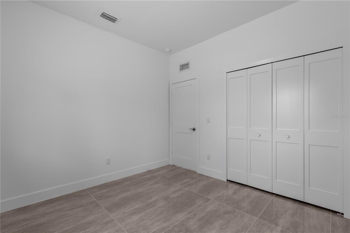828 GENOA AVENUE — photo 37 of 47