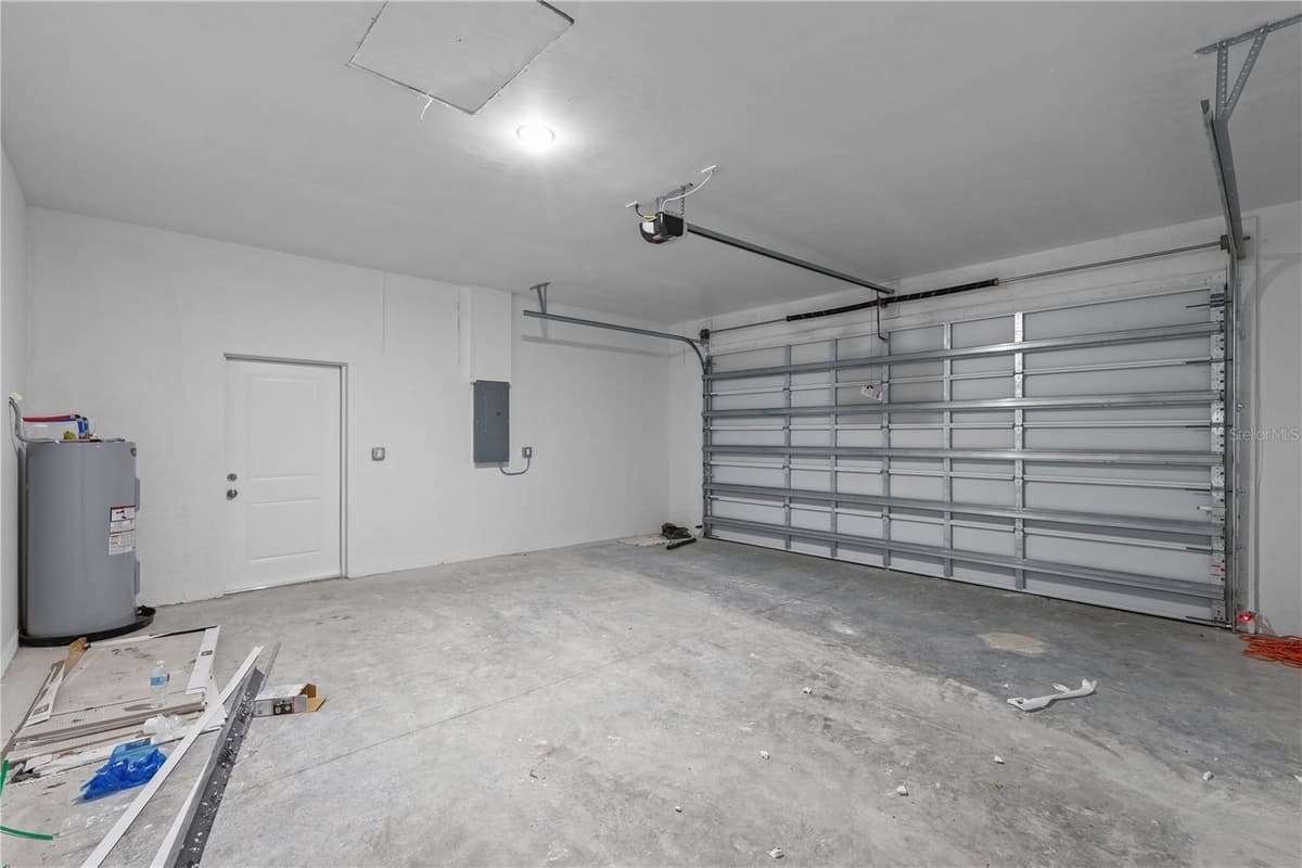 828 GENOA AVENUE — photo 42 of 47