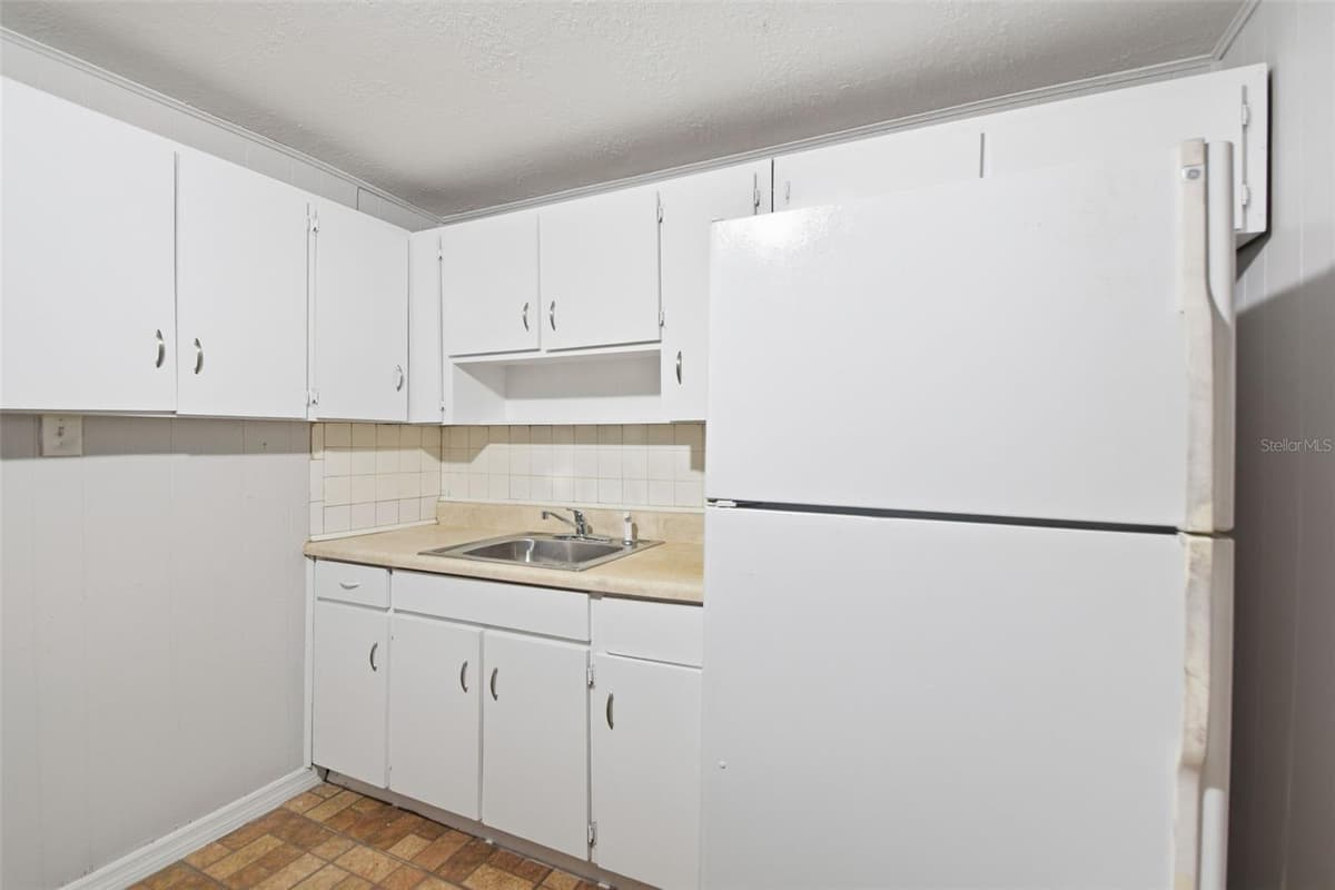 3008 43RD STREET — photo 17 of 41