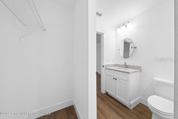 15176 GONZO ROAD — photo 9 of 15