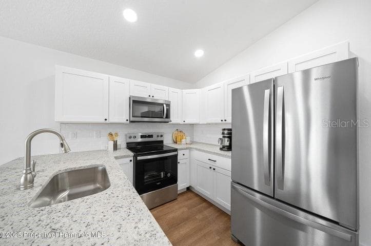 15176 GONZO ROAD — photo 5 of 15