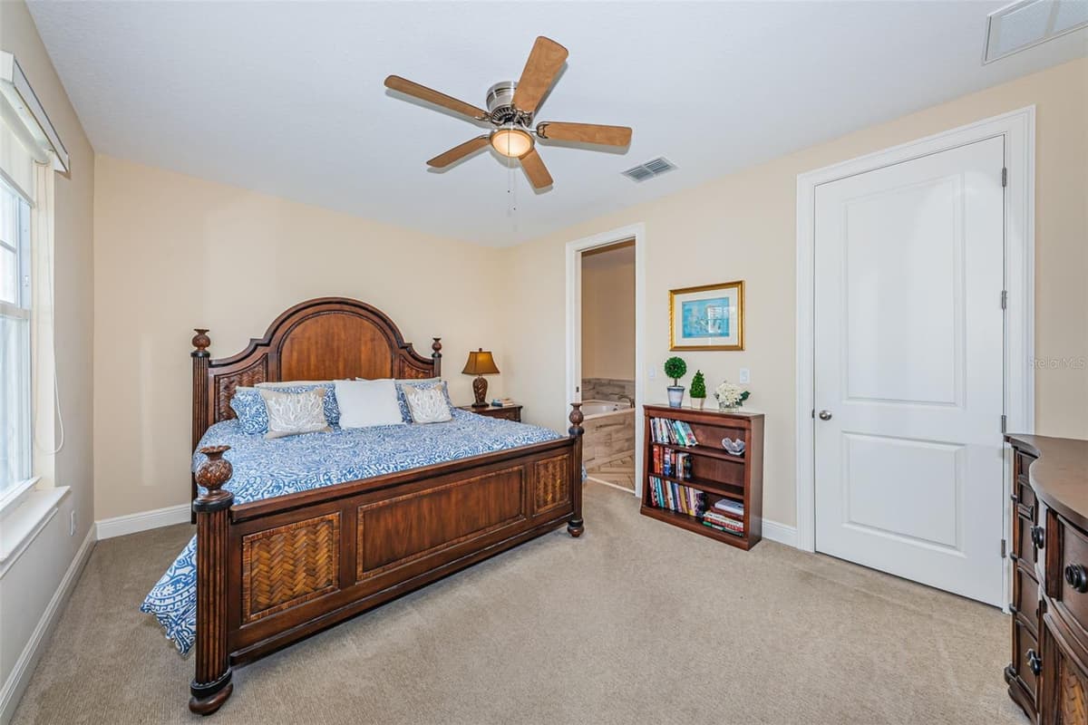 7010 GREVILLA AVENUE — photo 24 of 63