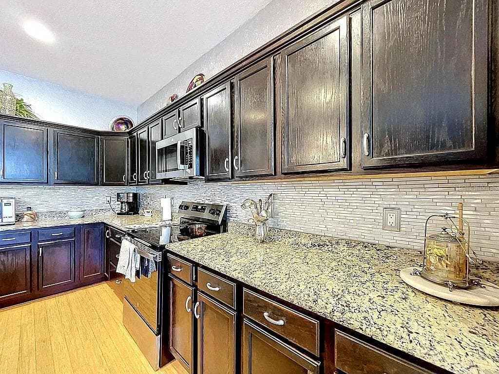 14530 BALLOCH DRIVE — photo 40 of 81