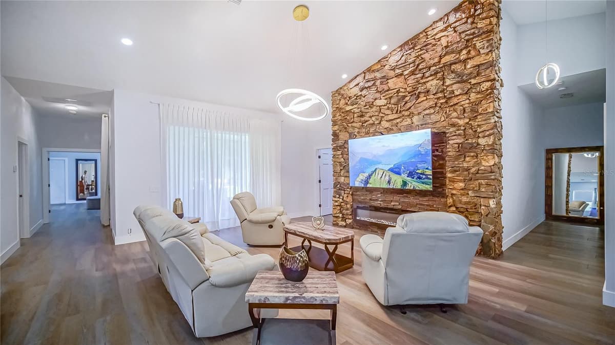 13305 LACEBARK PINE ROAD — photo 13 of 40