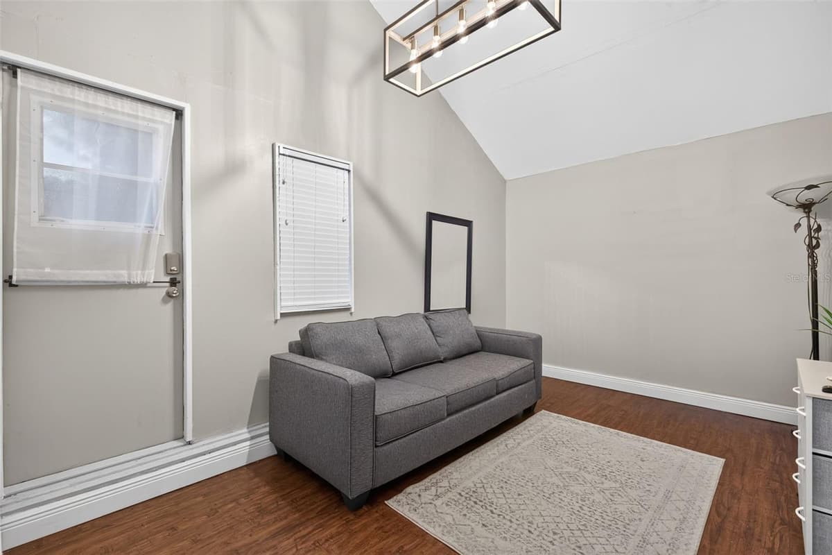 920 29TH STREET — photo 16 of 23