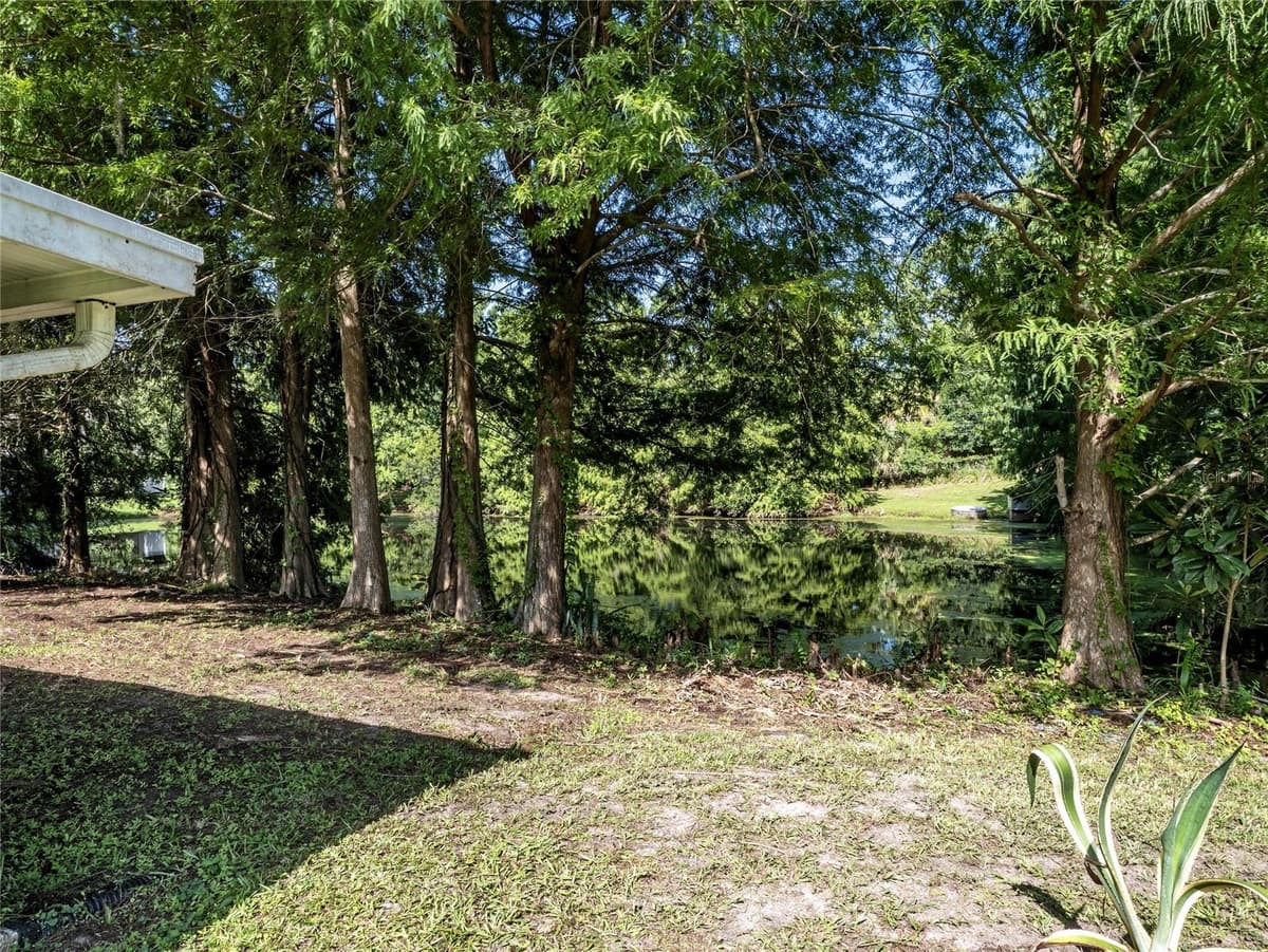 416 SAND PEBBLE COVE — photo 28 of 29