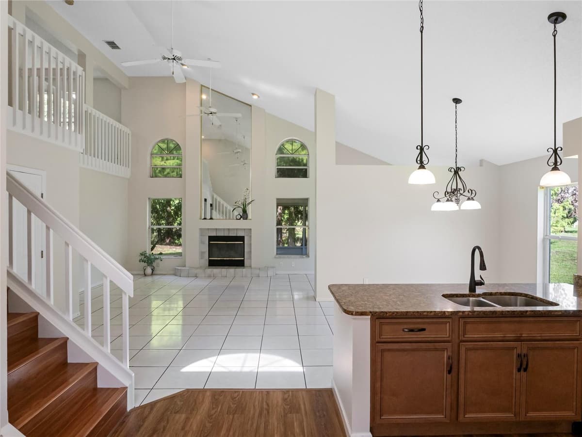 416 SAND PEBBLE COVE — photo 9 of 29
