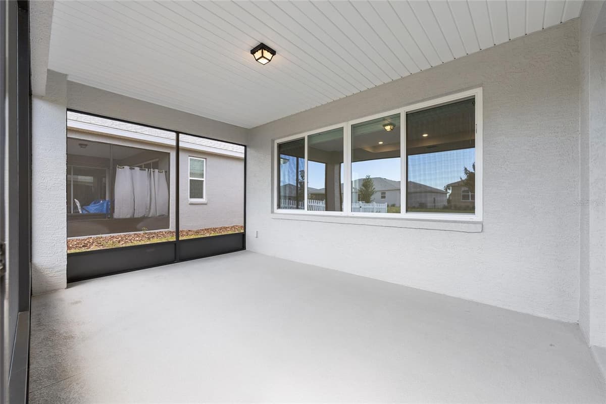 8512 101ST AVENUE — photo 35 of 38
