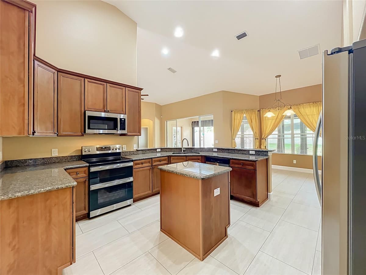 656 POSTRIO WAY — photo 45 of 86