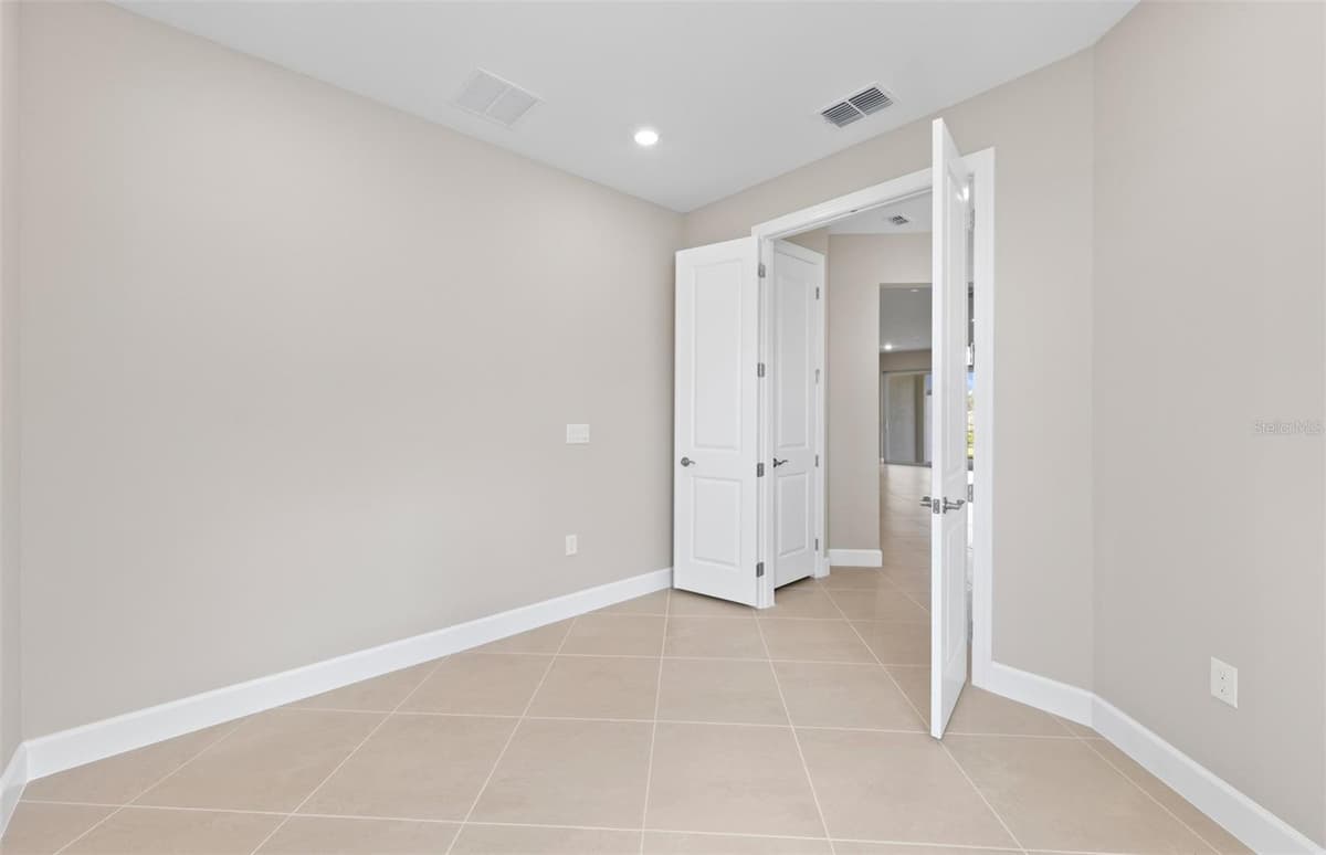 27108 CLAM SHELL COURT — photo 7 of 32