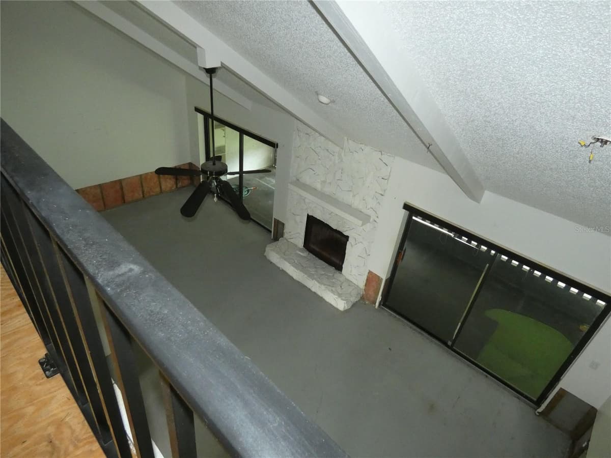 6730 BEACH BOULEVARD — photo 14 of 31