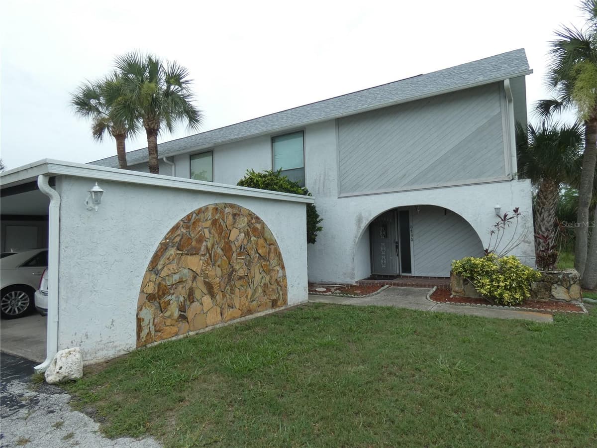 6730 BEACH BOULEVARD — photo 2 of 31