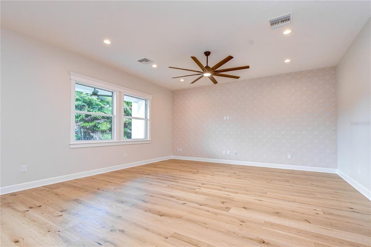 7303 FITZGERALD STREET — photo 15 of 50