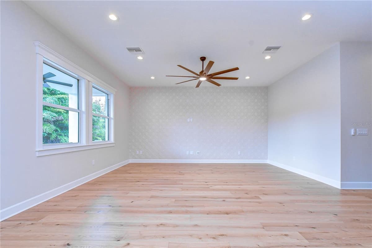 7303 FITZGERALD STREET — photo 16 of 50