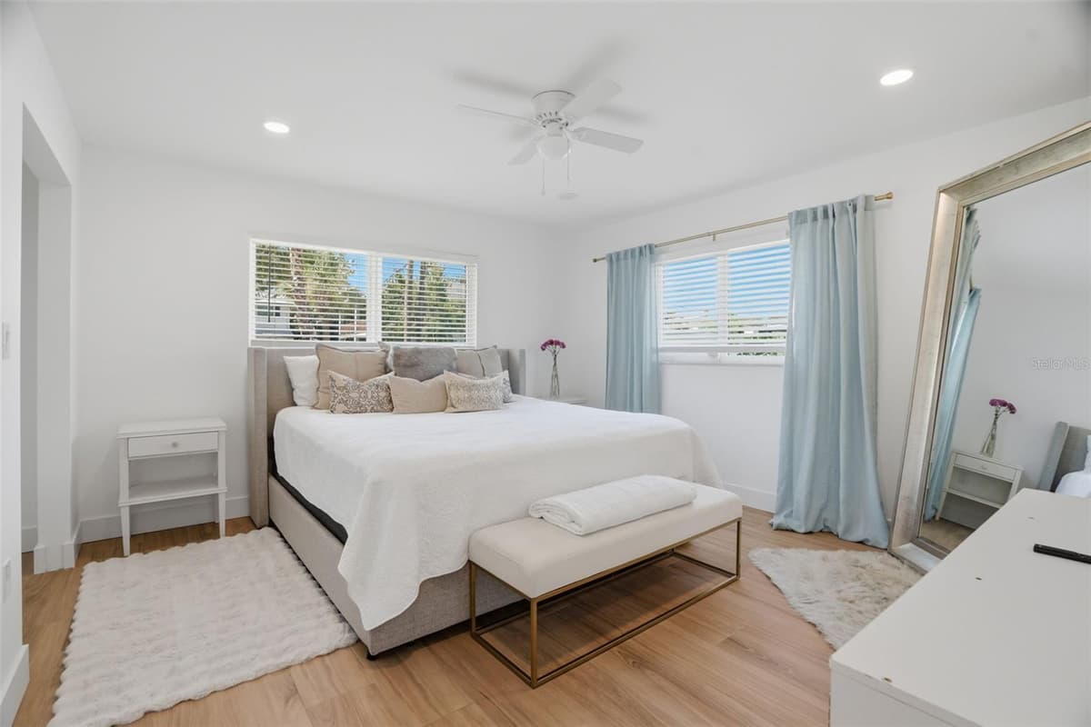 1819 MARYLAND AVENUE — photo 16 of 29