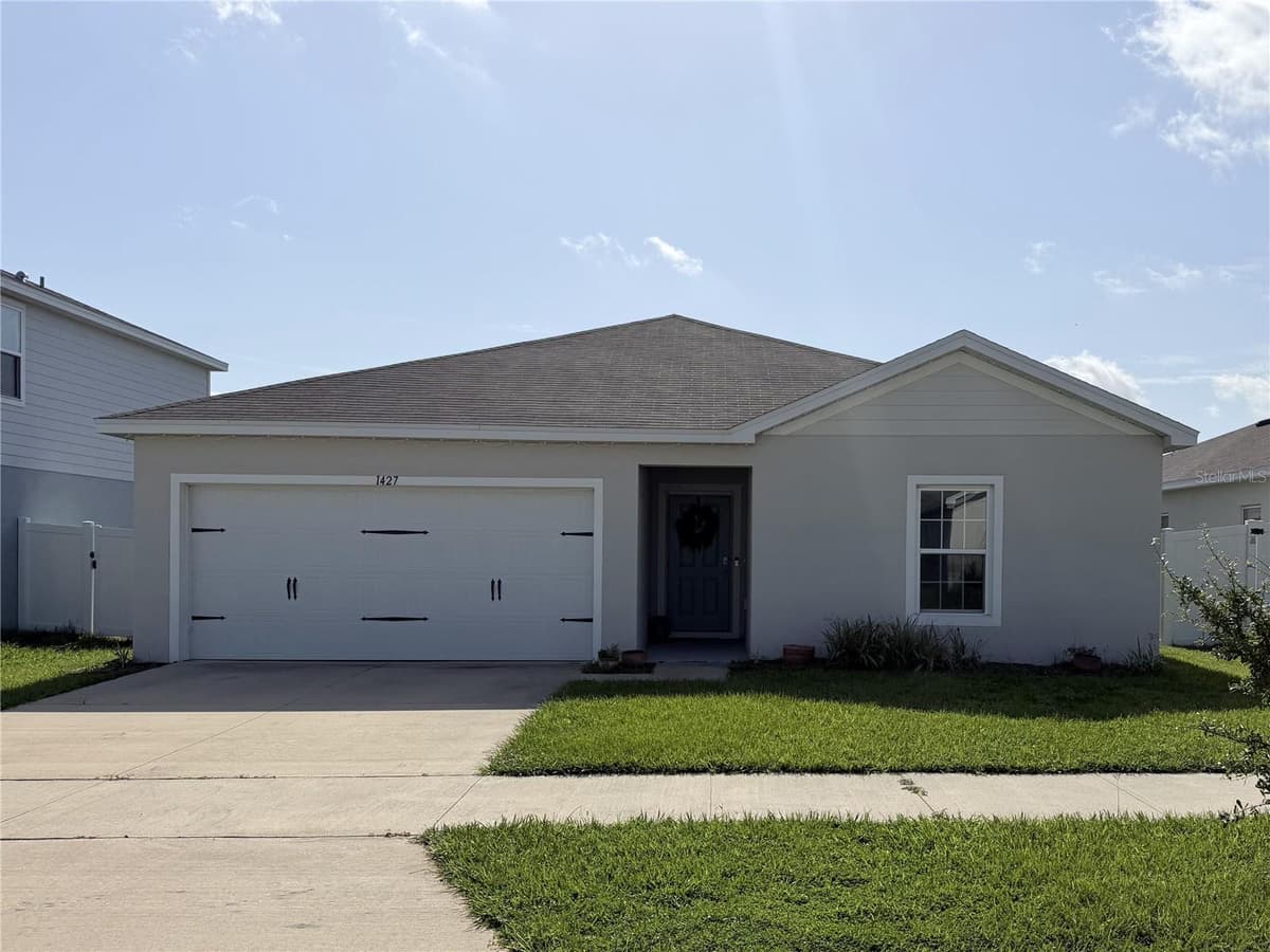 1427 MADISON CIRCLE — photo 1 of 3