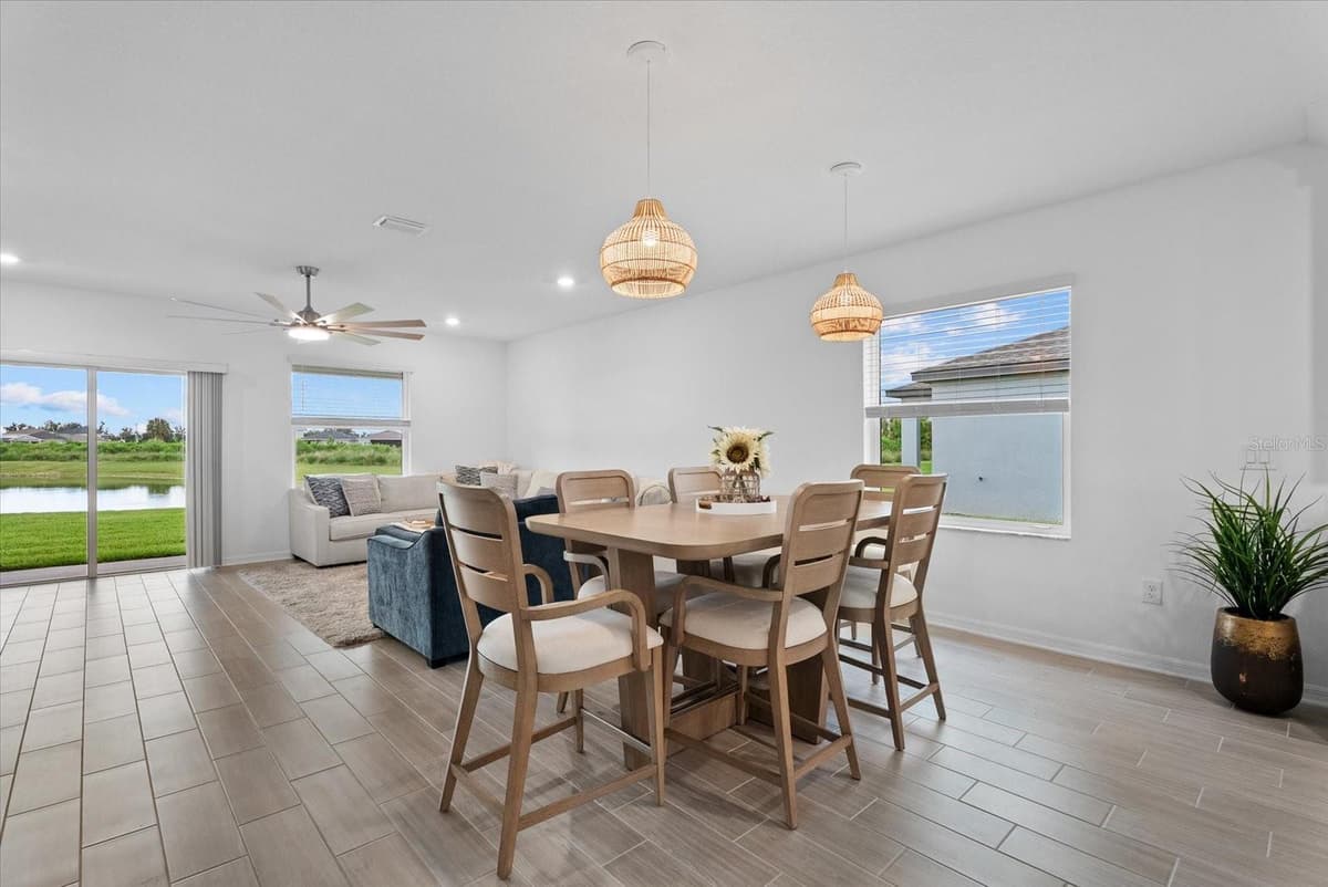 10032 LAST LIGHT GLEN — photo 11 of 45