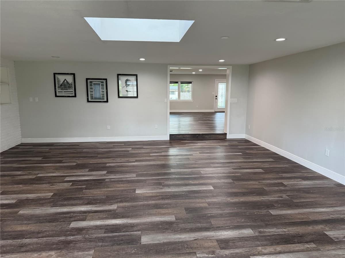 5024 MORTIER AVENUE — photo 24 of 57