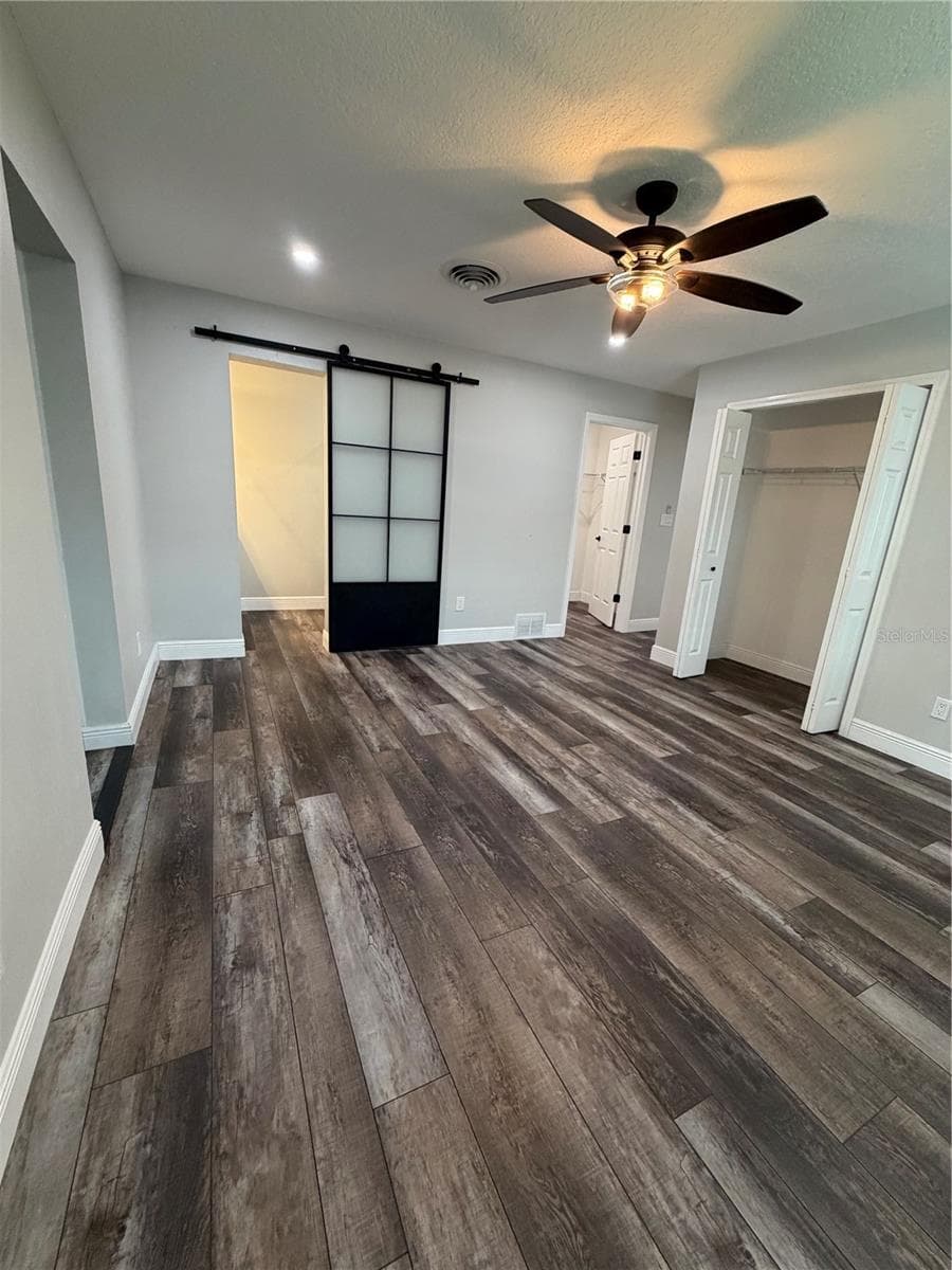 5024 MORTIER AVENUE — photo 31 of 57