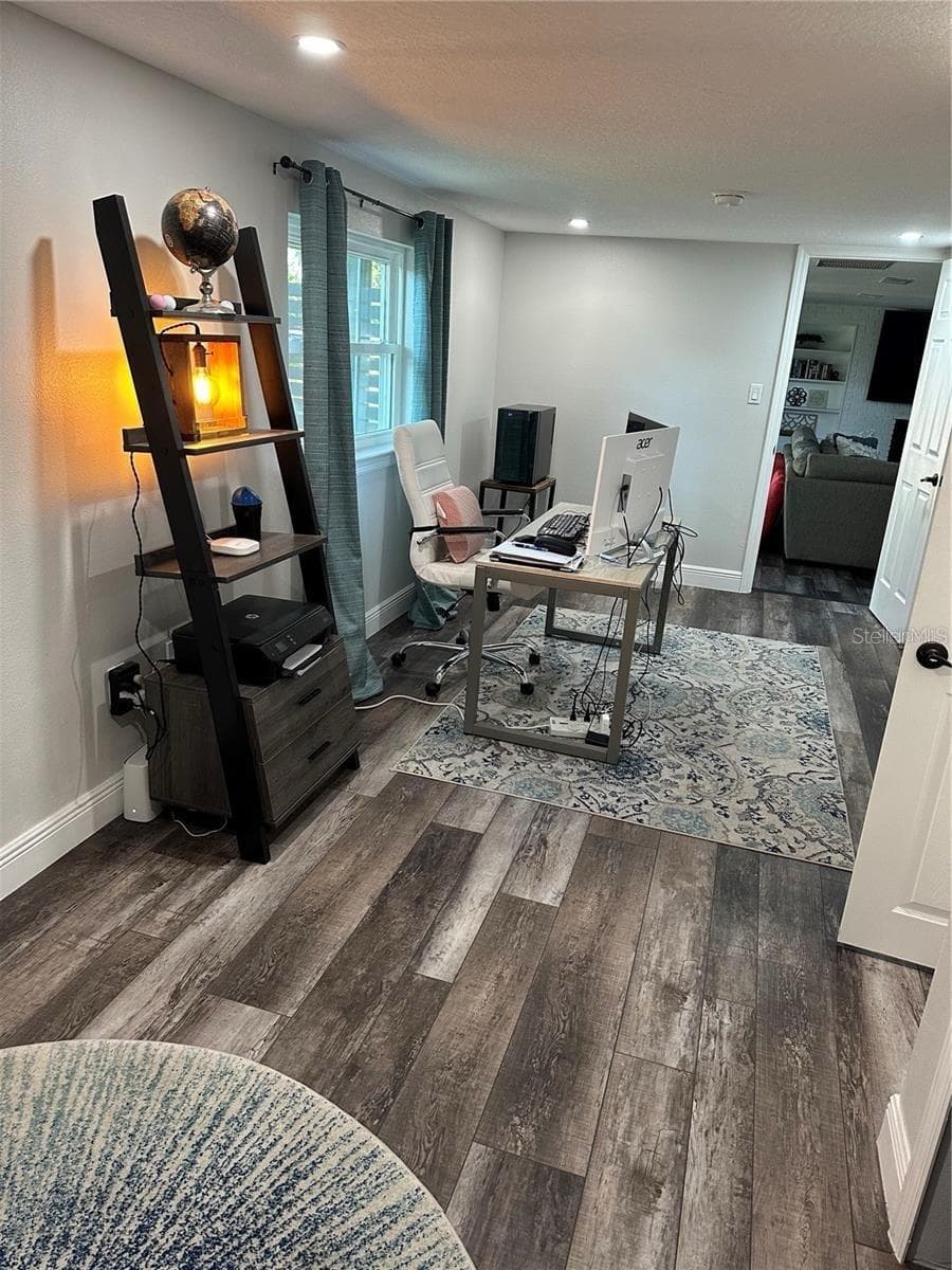 5024 MORTIER AVENUE — photo 32 of 57