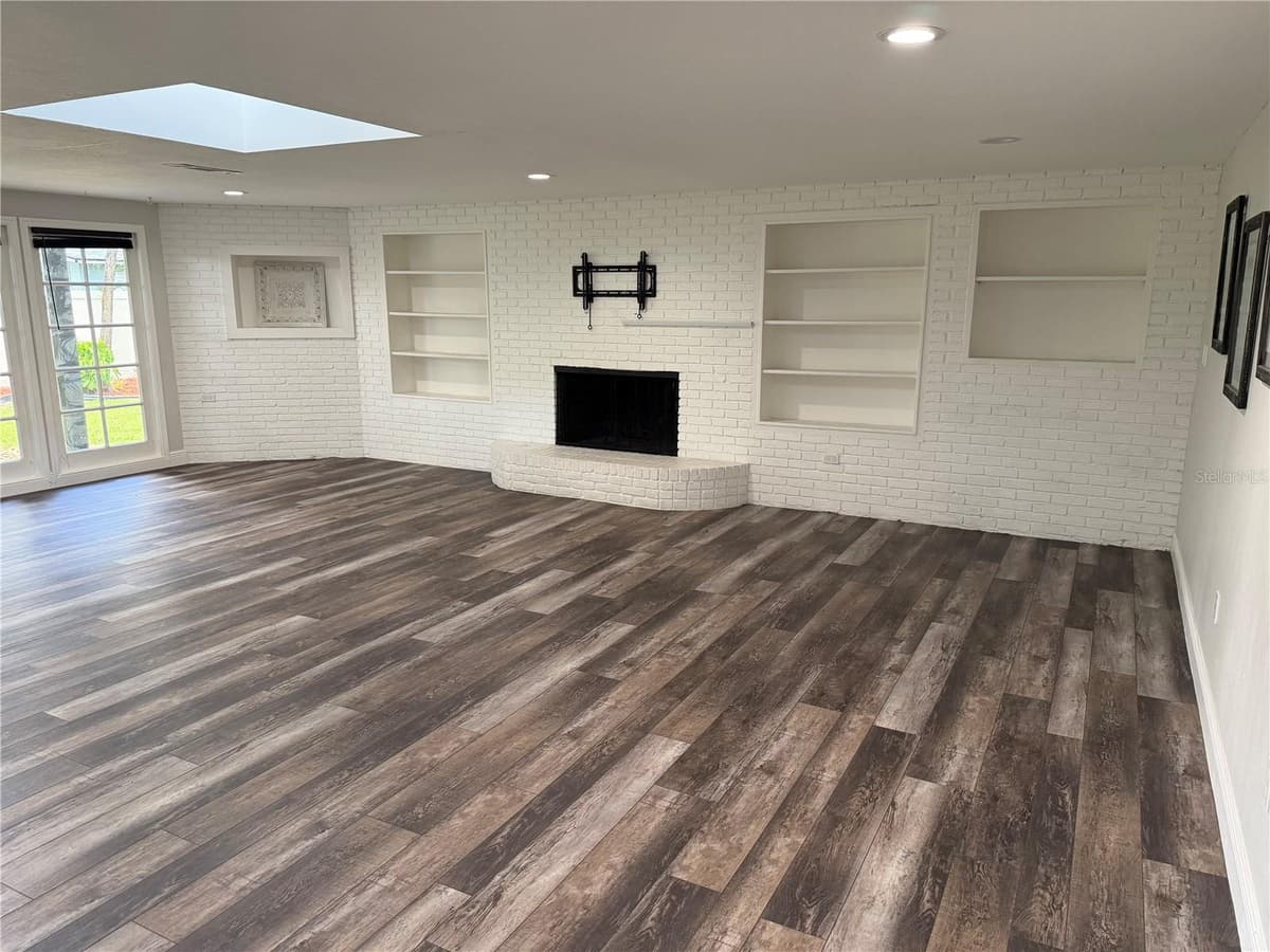 5024 MORTIER AVENUE — photo 22 of 57