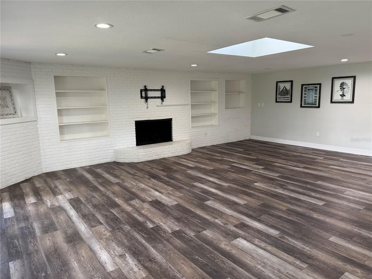 5024 MORTIER AVENUE — photo 25 of 57