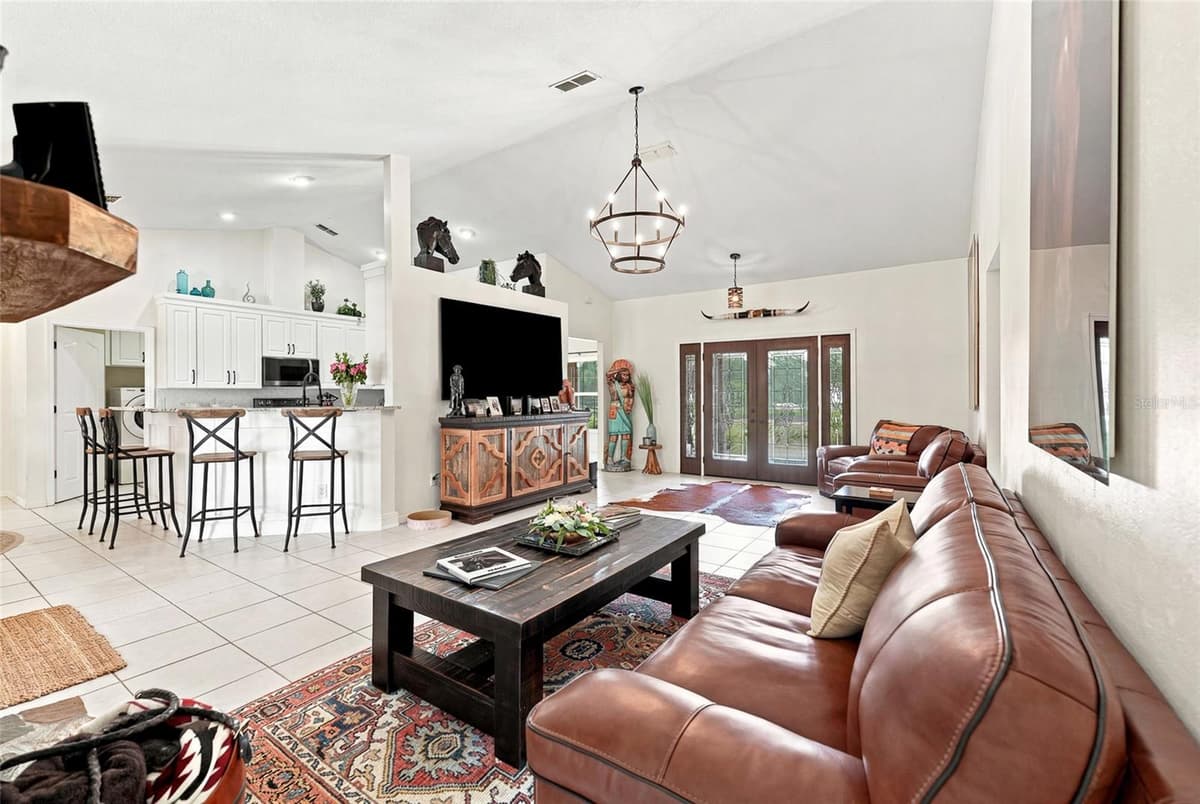 4 MIDDLEGROUND ROAD — photo 19 of 100