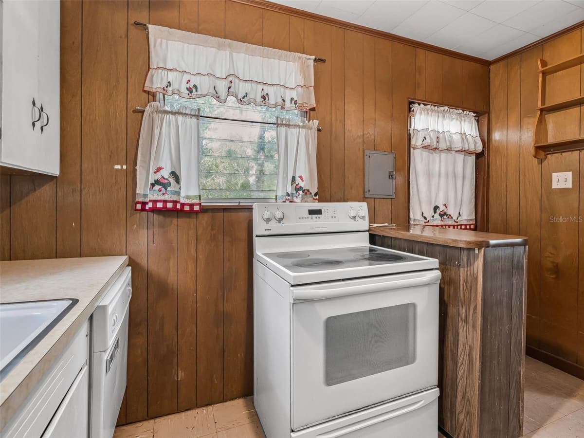 4935 SW 124TH LN — photo 19 of 36